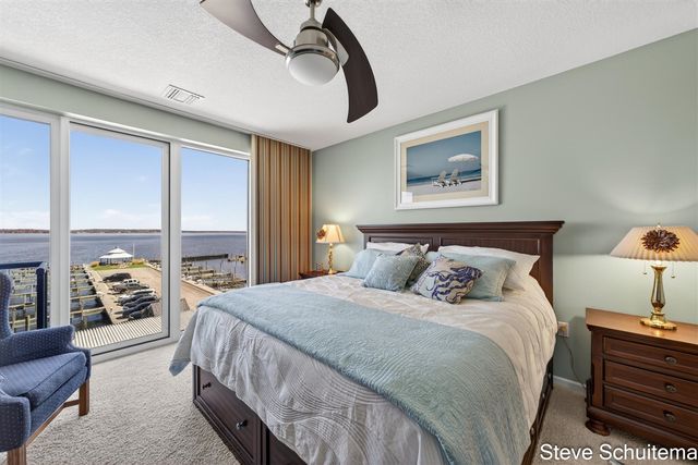 2964 Lakeshore Drive W 304, Muskegon, MI 49441