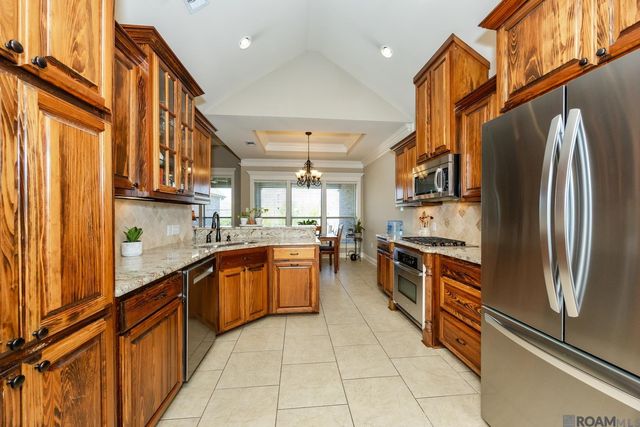 11165 Hillpark Ave, Baton Rouge, LA 70810