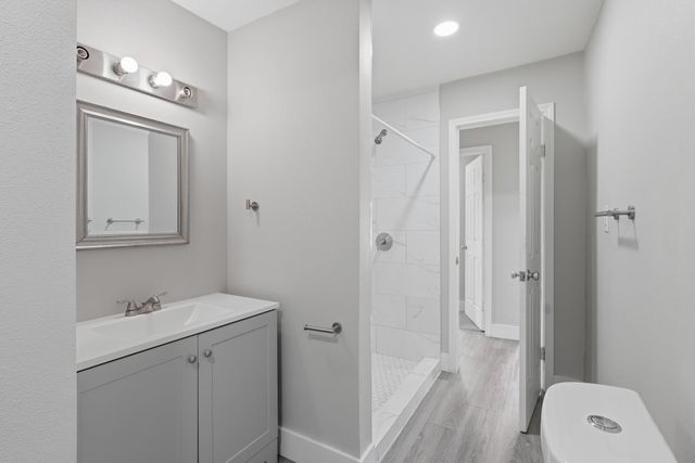 5718 Cherry, Houston, TX 77026