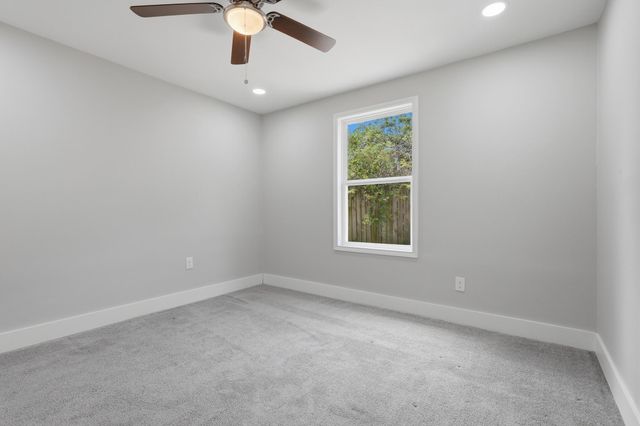 5718 Cherry, Houston, TX 77026