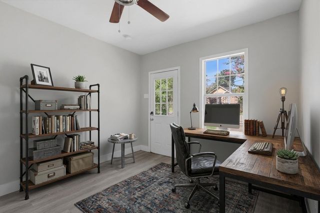5718 Cherry, Houston, TX 77026