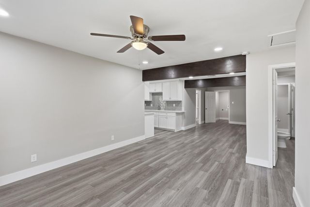 5718 Cherry, Houston, TX 77026