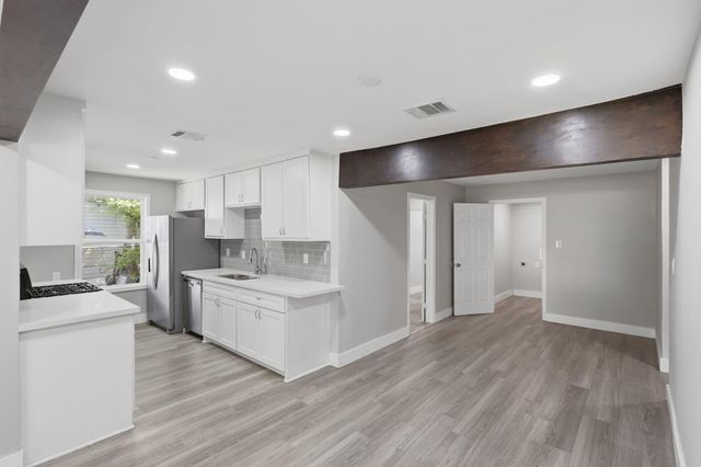 5718 Cherry, Houston, TX 77026