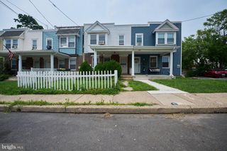 56 CHERRY ST, Willow Grove, PA 19090