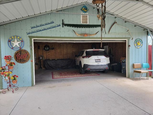 33323 Buttercup Lane, Yokuts Valley, CA 93675