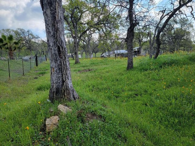 33323 Buttercup Lane, Yokuts Valley, CA 93675