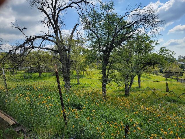 33323 Buttercup Lane, Yokuts Valley, CA 93675