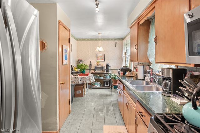 449 Dover Center Road, Bay Village, OH 44140