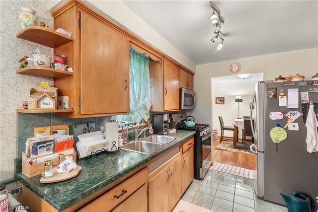 449 Dover Center Road, Bay Village, OH 44140