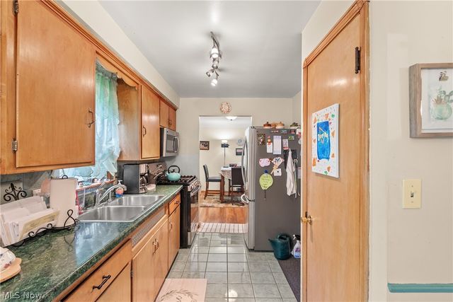 449 Dover Center Road, Bay Village, OH 44140