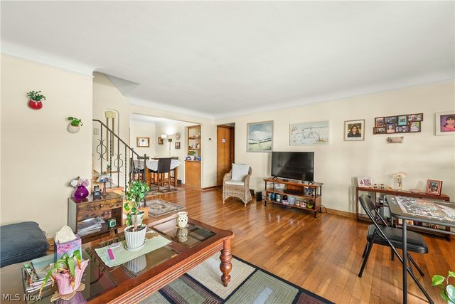449 Dover Center Road, Bay Village, OH 44140