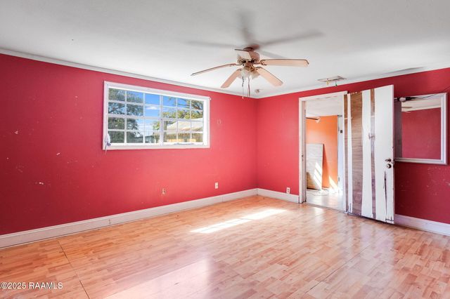 714 Henshaw Drive, New Iberia, LA 70560