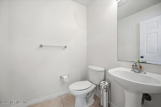 8550 ARGYLE BUSINESS Loop 208, Jacksonville, FL 32244