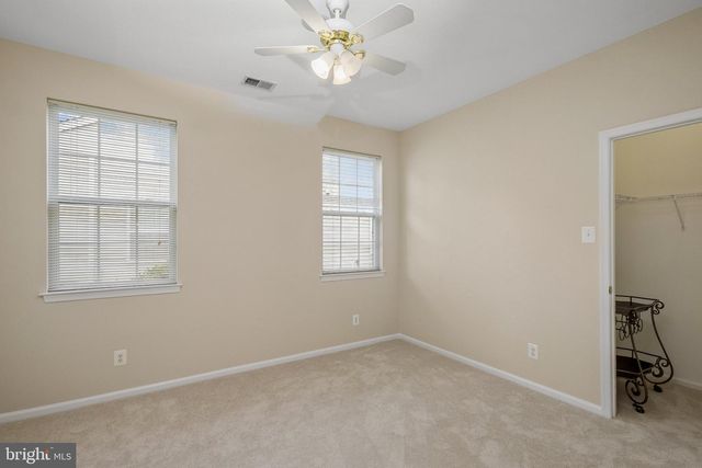 226 NIGHT HAWK CIR, West Deptford, NJ 08086