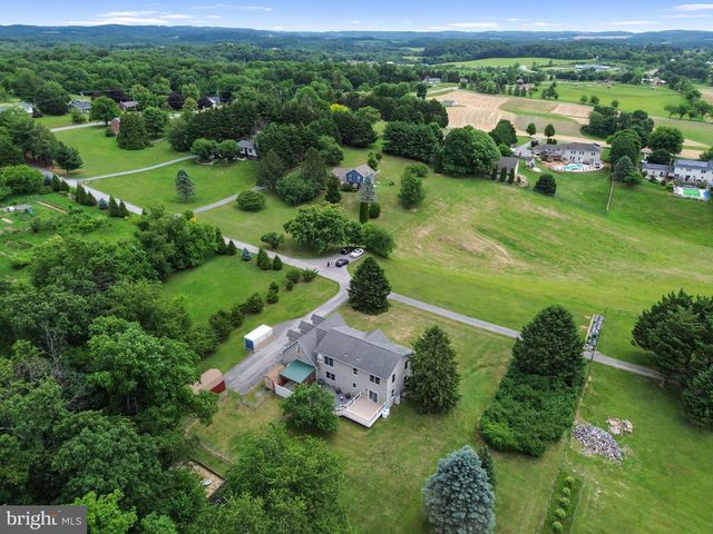 2380 MOREAU DR, Westminster, MD 21158