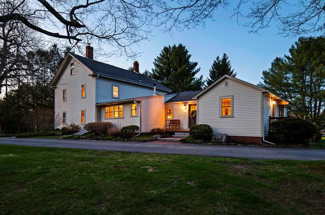 64 Kingston Road, Exeter, NH 03833