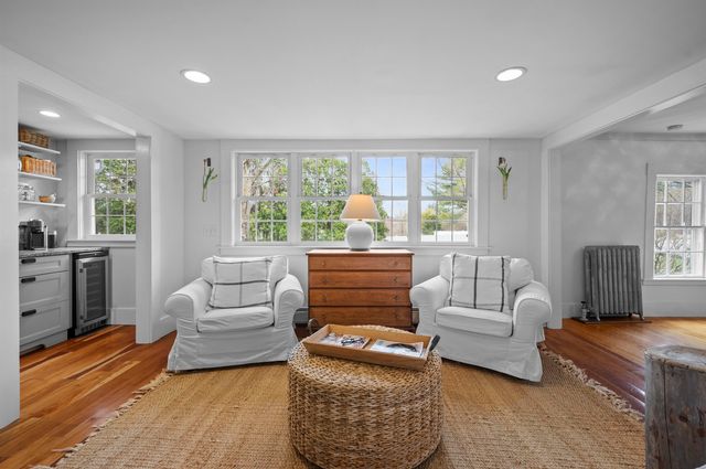 64 Kingston Road, Exeter, NH 03833