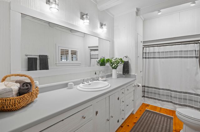 64 Kingston Road, Exeter, NH 03833