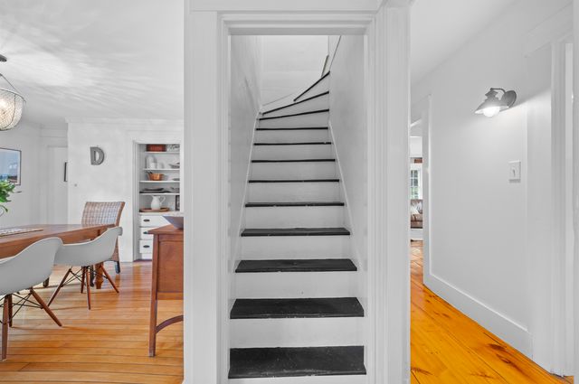 64 Kingston Road, Exeter, NH 03833