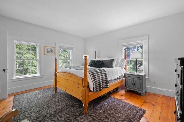 64 Kingston Road, Exeter, NH 03833