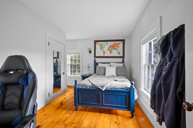64 Kingston Road, Exeter, NH 03833