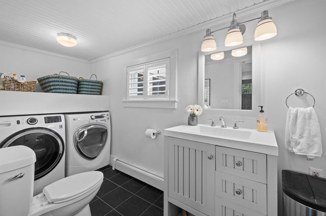 64 Kingston Road, Exeter, NH 03833