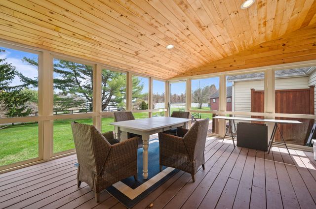 64 Kingston Road, Exeter, NH 03833