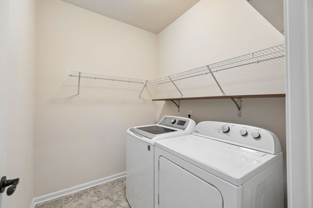 5008 Stately Dr, Thompsons Station, TN 37179