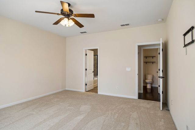 5008 Stately Dr, Thompsons Station, TN 37179