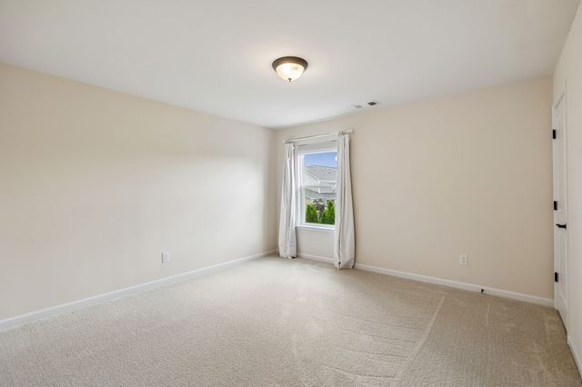 5008 Stately Dr, Thompsons Station, TN 37179