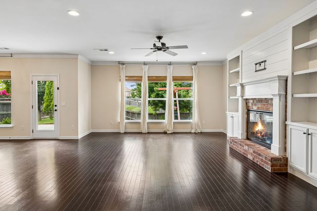 5008 Stately Dr, Thompsons Station, TN 37179
