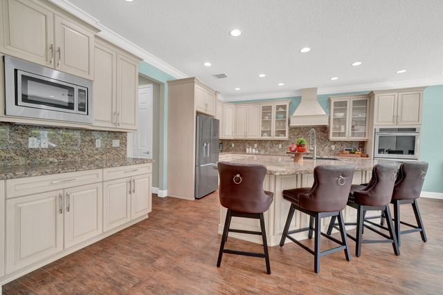 9535 PHIPPS Lane, Wellington, FL 33414