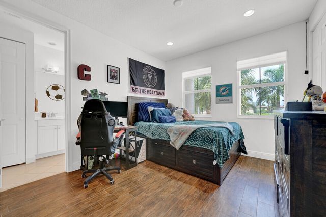 9535 PHIPPS Lane, Wellington, FL 33414