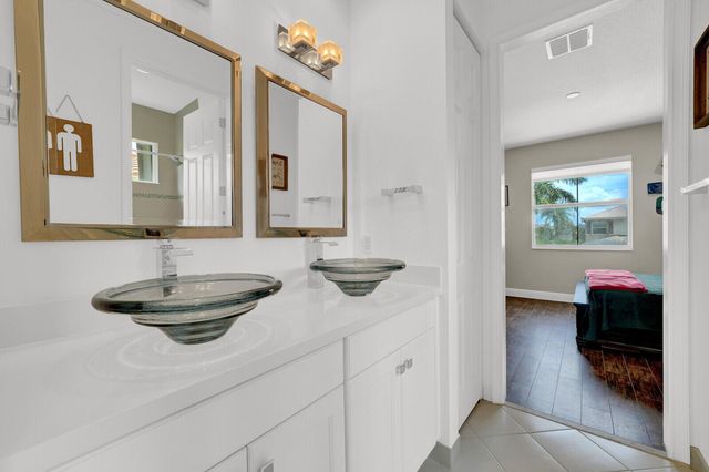 9535 PHIPPS Lane, Wellington, FL 33414