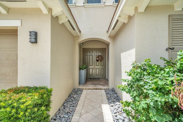 9535 PHIPPS Lane, Wellington, FL 33414