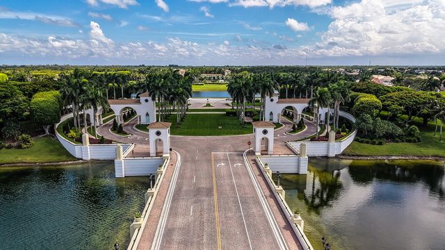 9535 PHIPPS Lane, Wellington, FL 33414