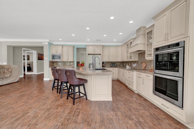 9535 PHIPPS Lane, Wellington, FL 33414