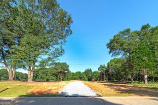 3000 Ext S 6th Street, Griffin, GA 30224
