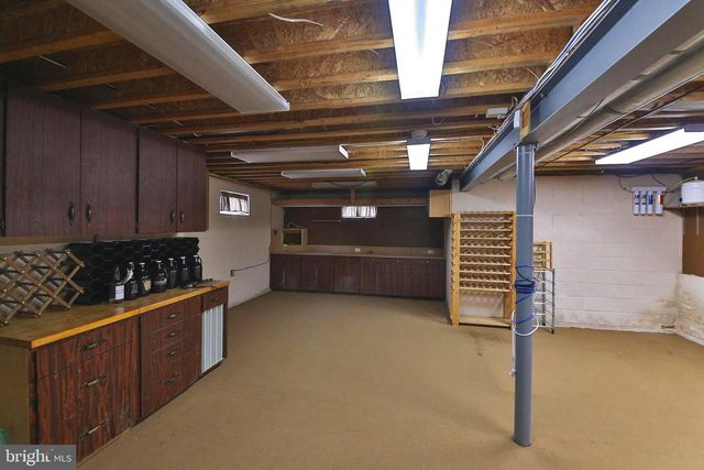 531 HUNSICKER RD, Telford, PA 18969