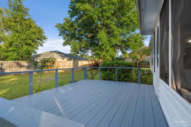 4392 Clair Ct, Gulf Breeze, FL 32563