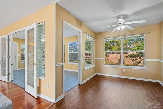 4392 Clair Ct, Gulf Breeze, FL 32563