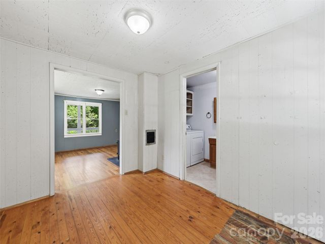 586 Olivet Church Road, Whittier, NC 28789
