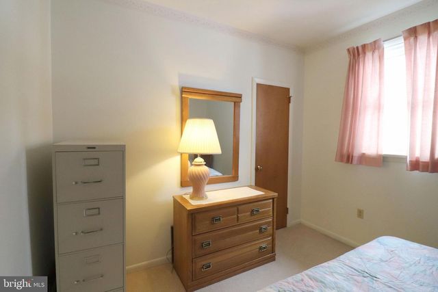 41 W QUEEN ST, Ephrata, PA 17522