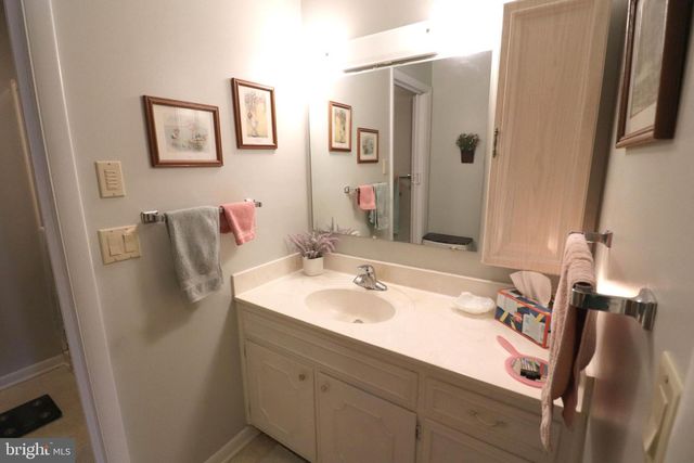 41 W QUEEN ST, Ephrata, PA 17522