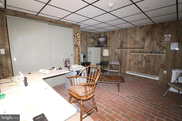 41 W QUEEN ST, Ephrata, PA 17522