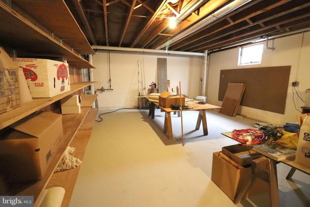 41 W QUEEN ST, Ephrata, PA 17522