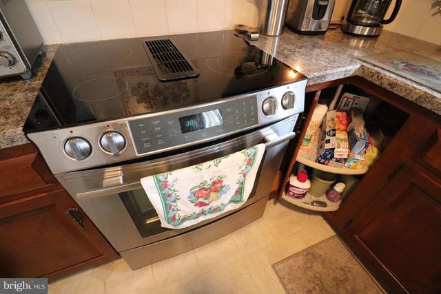 41 W QUEEN ST, Ephrata, PA 17522