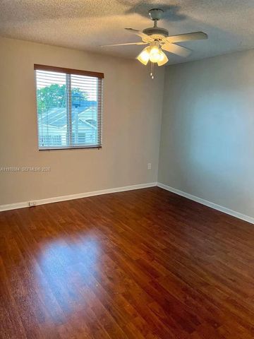 274 SW 159th Ter, Sunrise, FL 33326