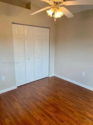 274 SW 159th Ter, Sunrise, FL 33326