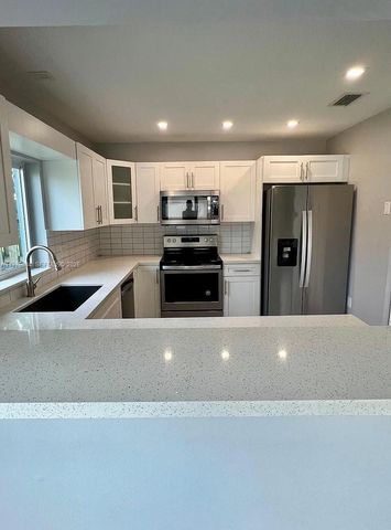 274 SW 159th Ter, Sunrise, FL 33326